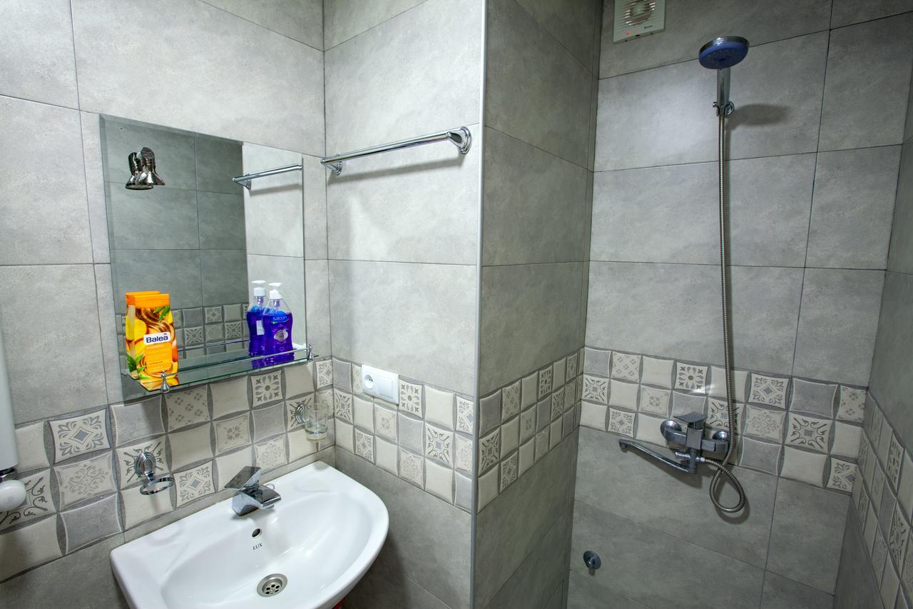 Guest House Keria Tbilisi ภายนอก รูปภาพ